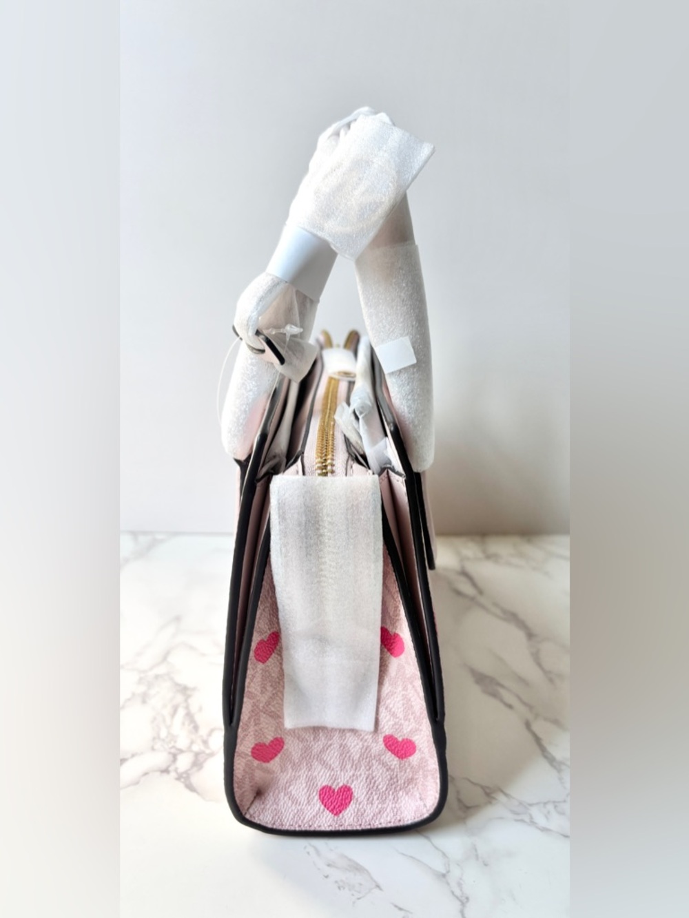 New Michael Kors Sheila Small Satchel Shoulder Crossbody Bag Hearts Pink - Picture 5 of 7